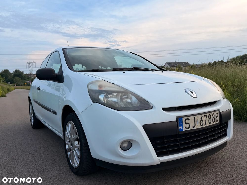 Renault Clio 1.5 dCi 90 FAP Dynamique - 17