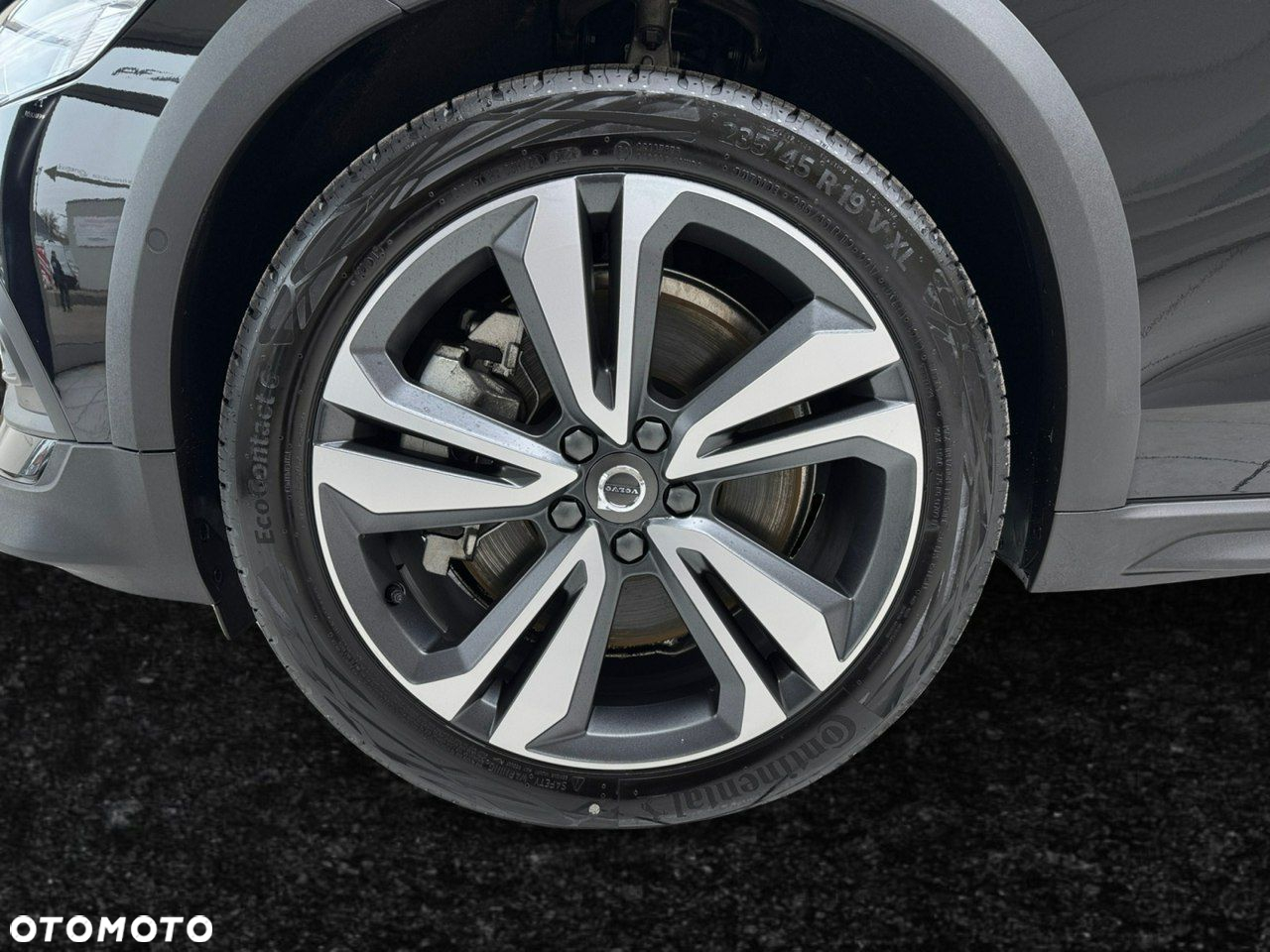 Volvo V60 Cross Country B5 B AWD Ultimate - 12