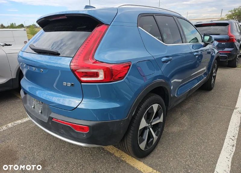Volvo XC 40 - 4