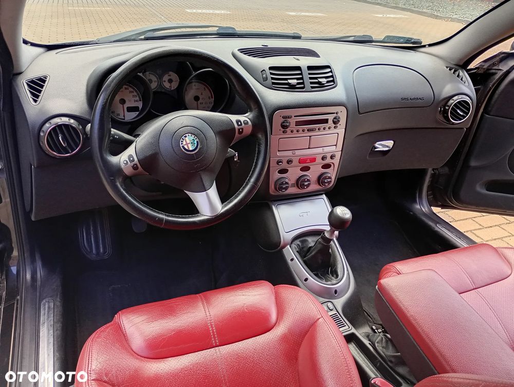 Alfa Romeo GT 1.9JTD 16V Progression - 14