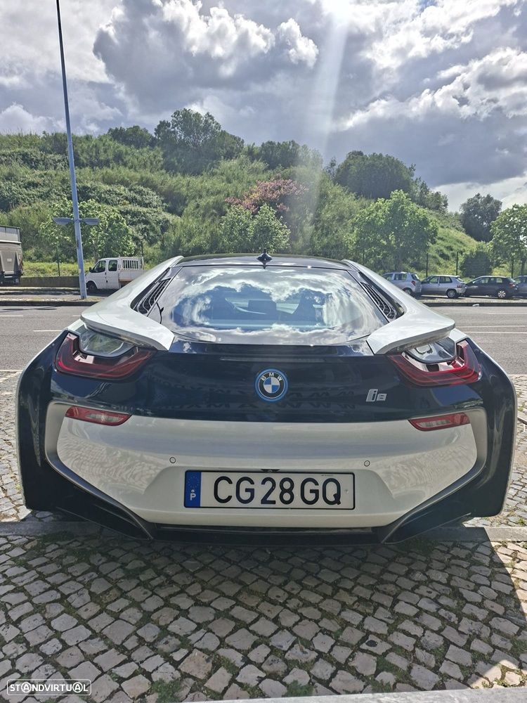BMW i8 Pure Impulse - 4