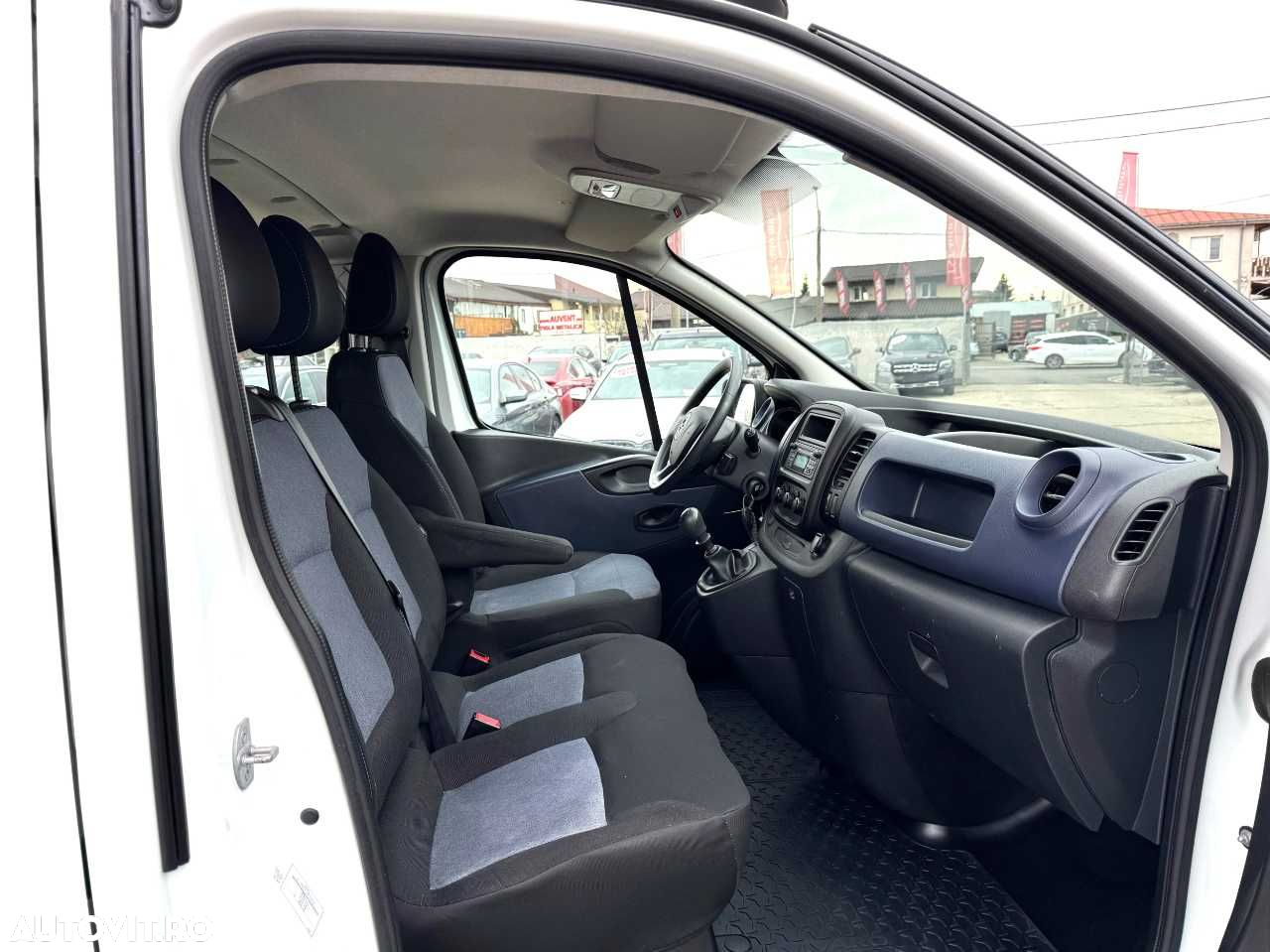 Opel Vivaro DOKA 6+1 Locuri - 19