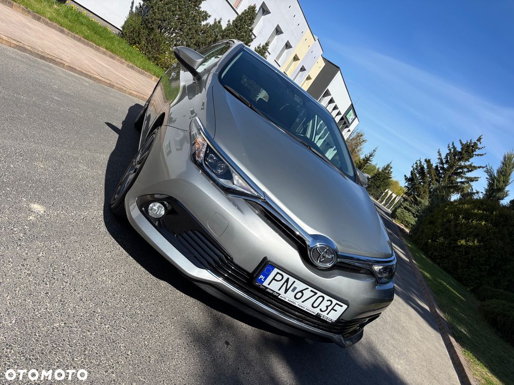 Toyota Auris 1.2 Turbo Executive - 33