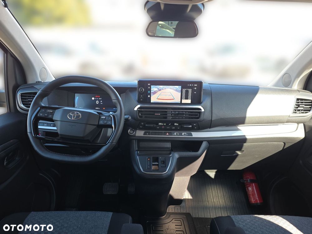 Toyota Proace Verso - 11