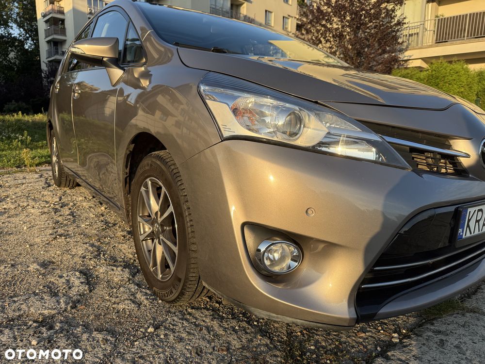 Toyota Verso 1.6 D-4D Prestige 7os - 35