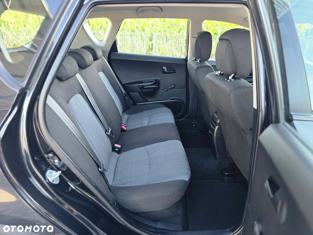 Kia Ceed 1.4 CVVT Attract - 19