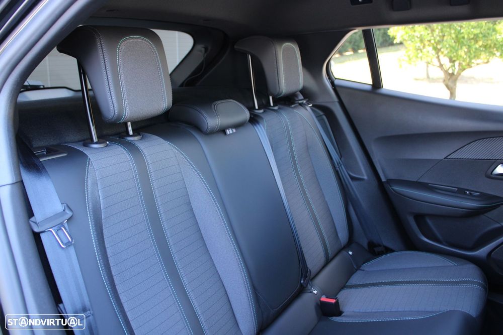 Peugeot e-2008 50 kWh Allure Pack - 30