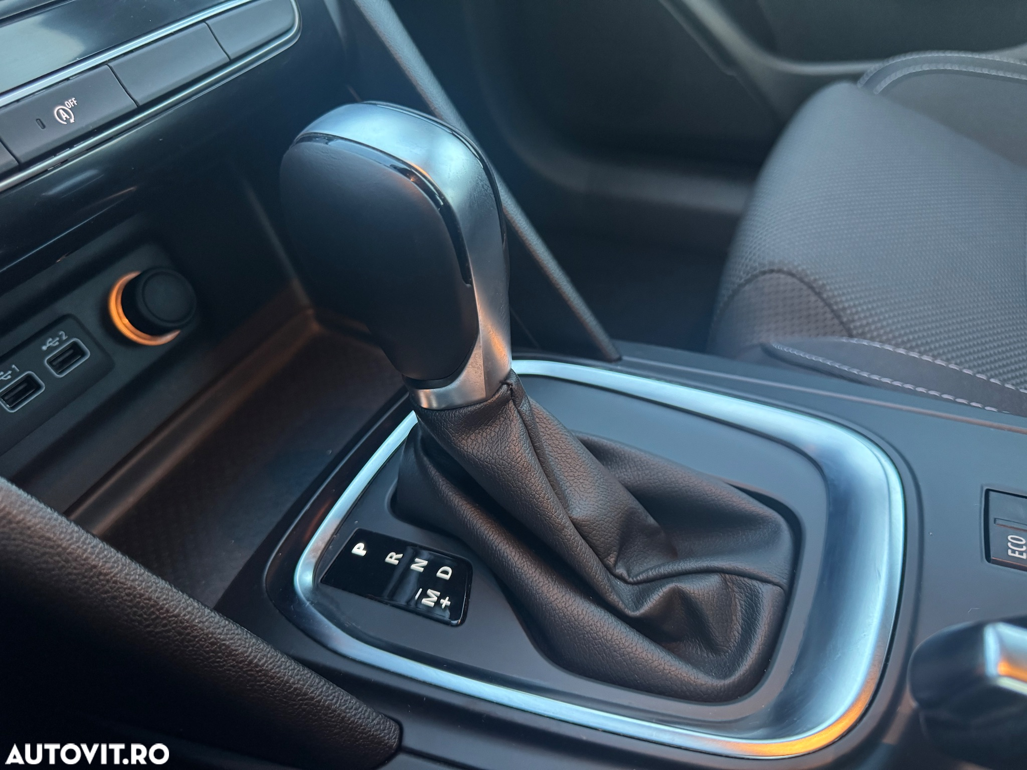 Renault Megane - 24
