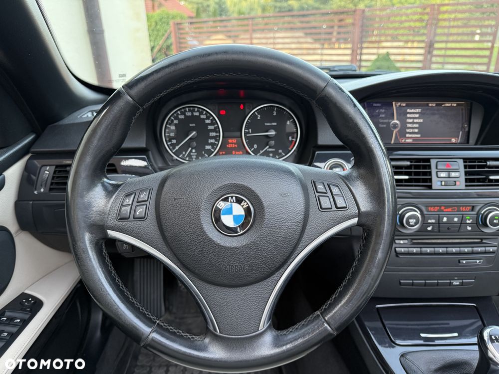 BMW Seria 3 320d - 14