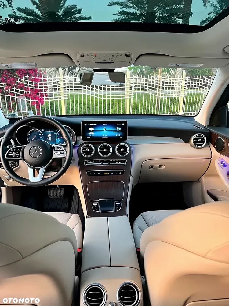 Mercedes-Benz GLC 300 4Matic 9G-TRONIC Exclusive - 5