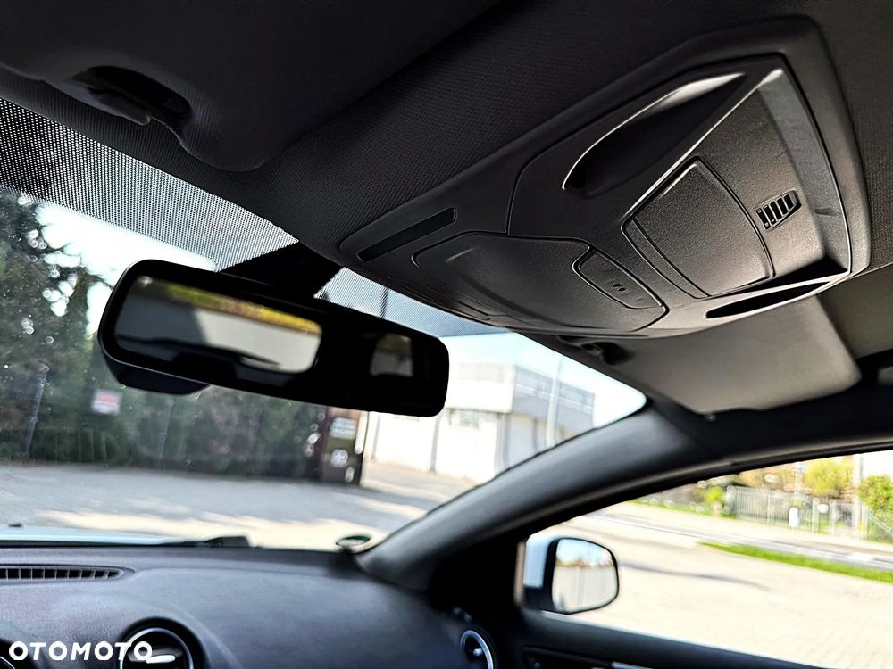 Ford Mondeo 2.0 TDCi Titanium - 28