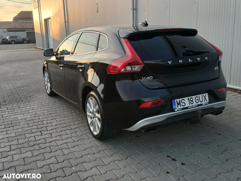Volvo V40 D2 Momentum - 5