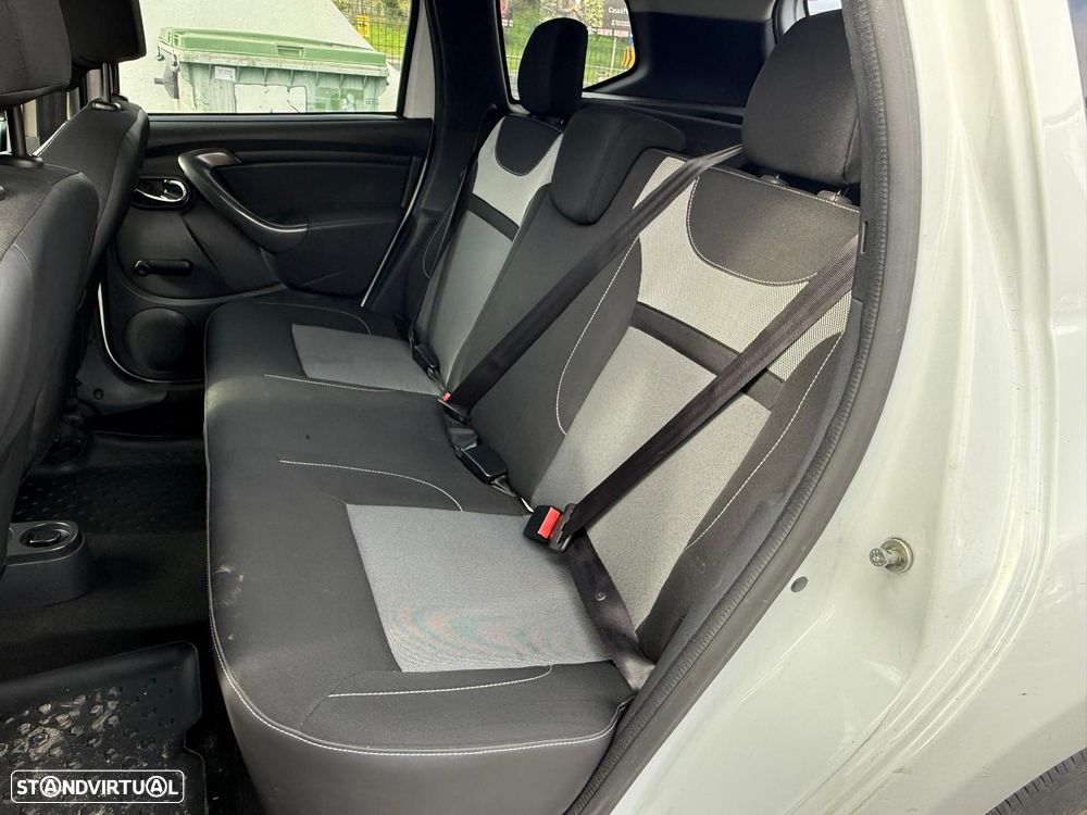 Dacia Duster 1.5 dCi SL Urban Explorer 4WD - 15