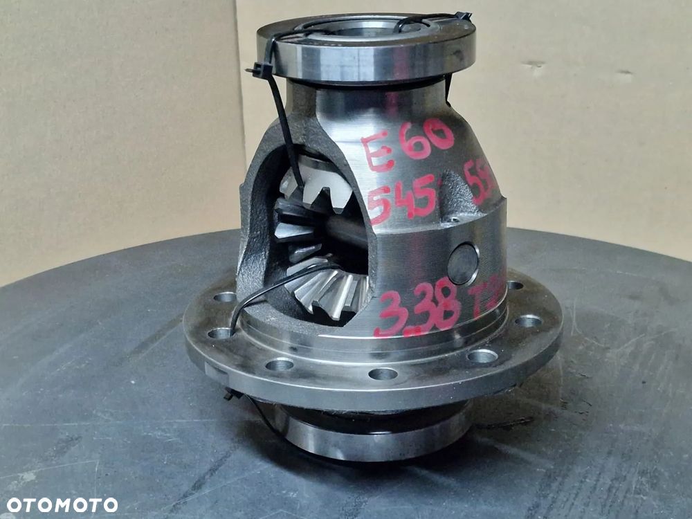 BMW E60 545 550 DYFER MOST DYFERENCJAŁ MECHANIZM RÓZNICOWY TYP 215 3.38 - 1