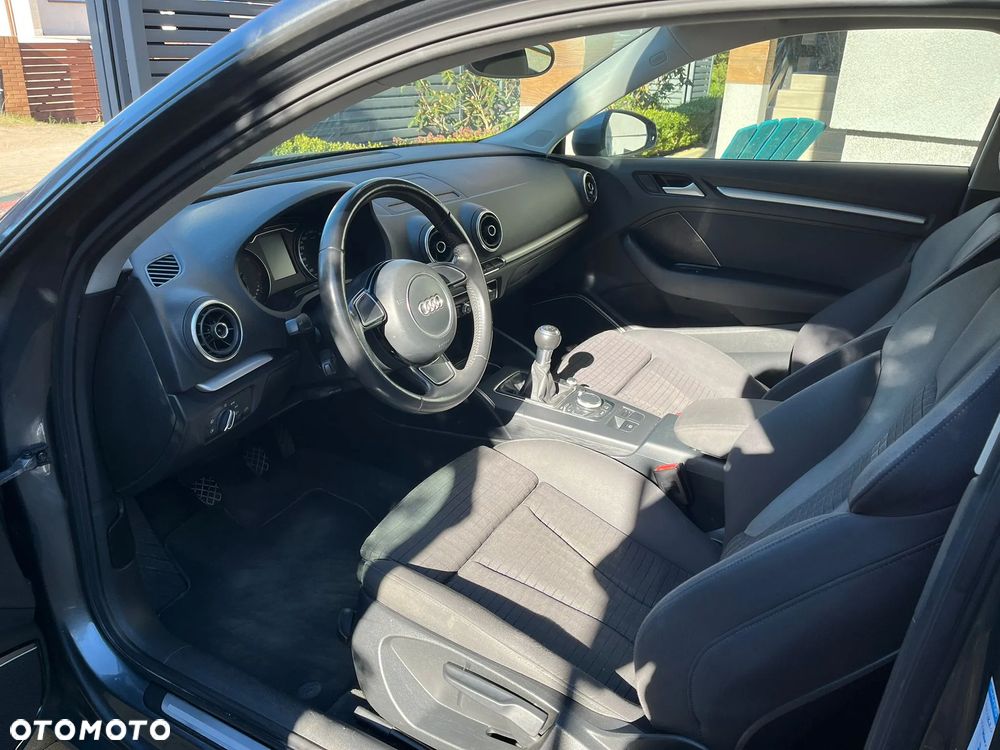 Audi A3 3-drzwiowe 2.0 TDI Ambiente - 5