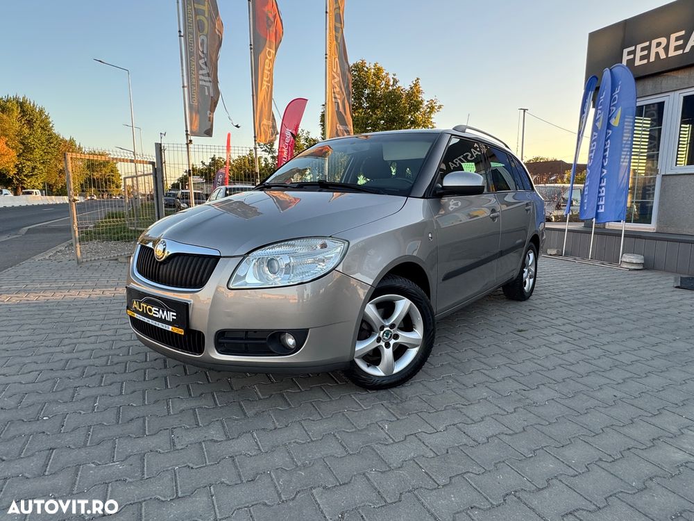 Skoda Fabia 1.6 16V Combi Tiptronic Elegance - 1