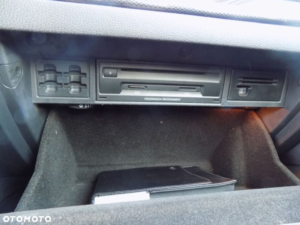 Volkswagen Golf Variant - 13