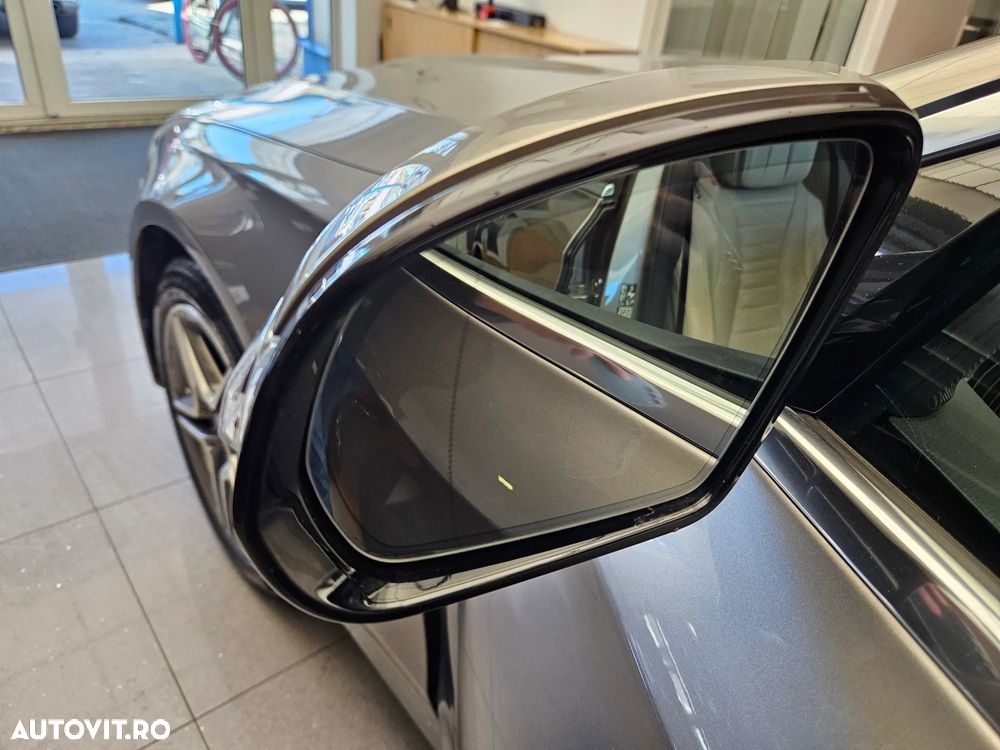 Mercedes-Benz E 300 4MATIC Aut. - 30