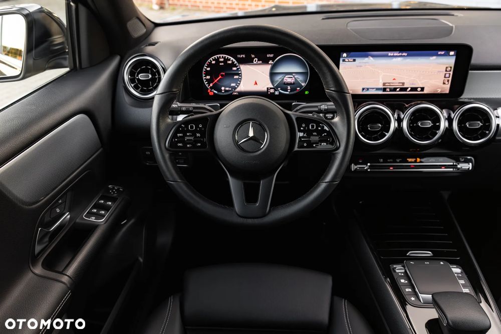 Mercedes-Benz GLB 200 Style 7G-DCT - 31