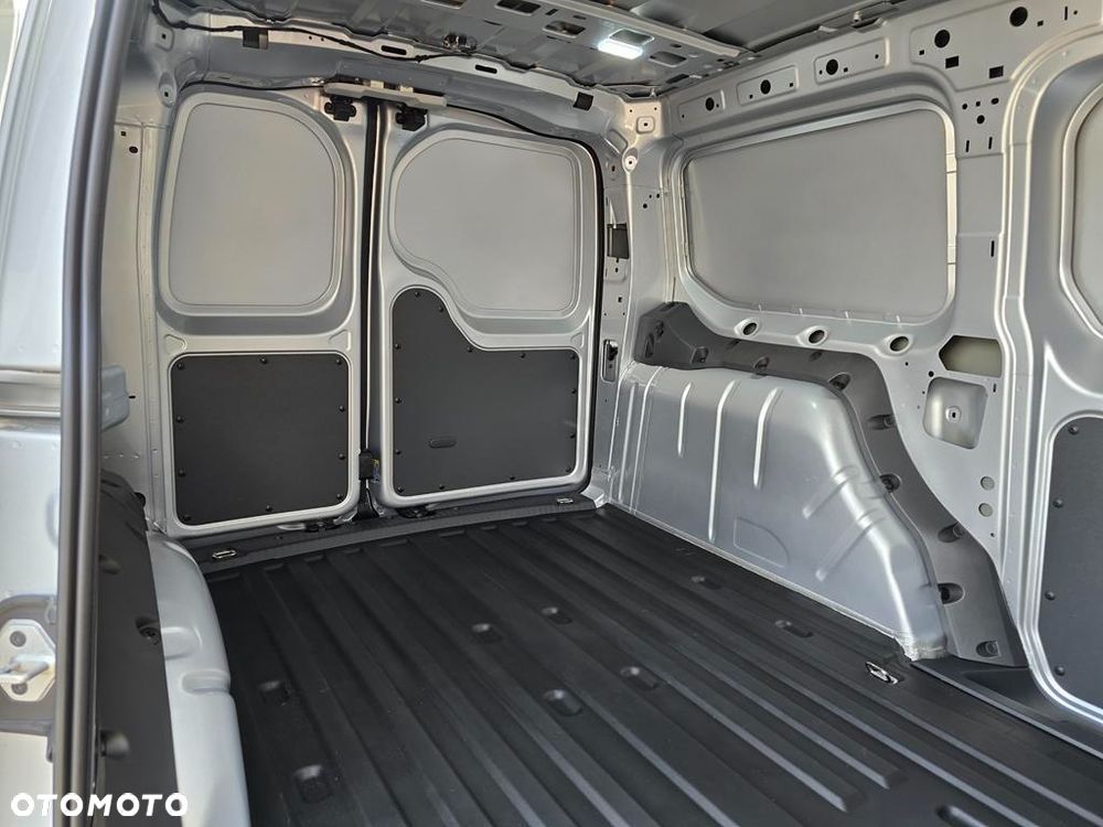Ford Transit Connect '24 L2 Limited - 11