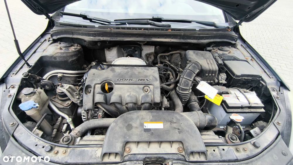 Hyundai i30 1.6 Classic + - 12