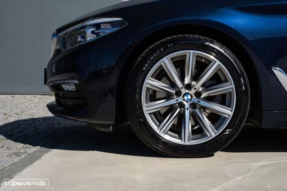 BMW 520 d Line Luxury Auto - 6