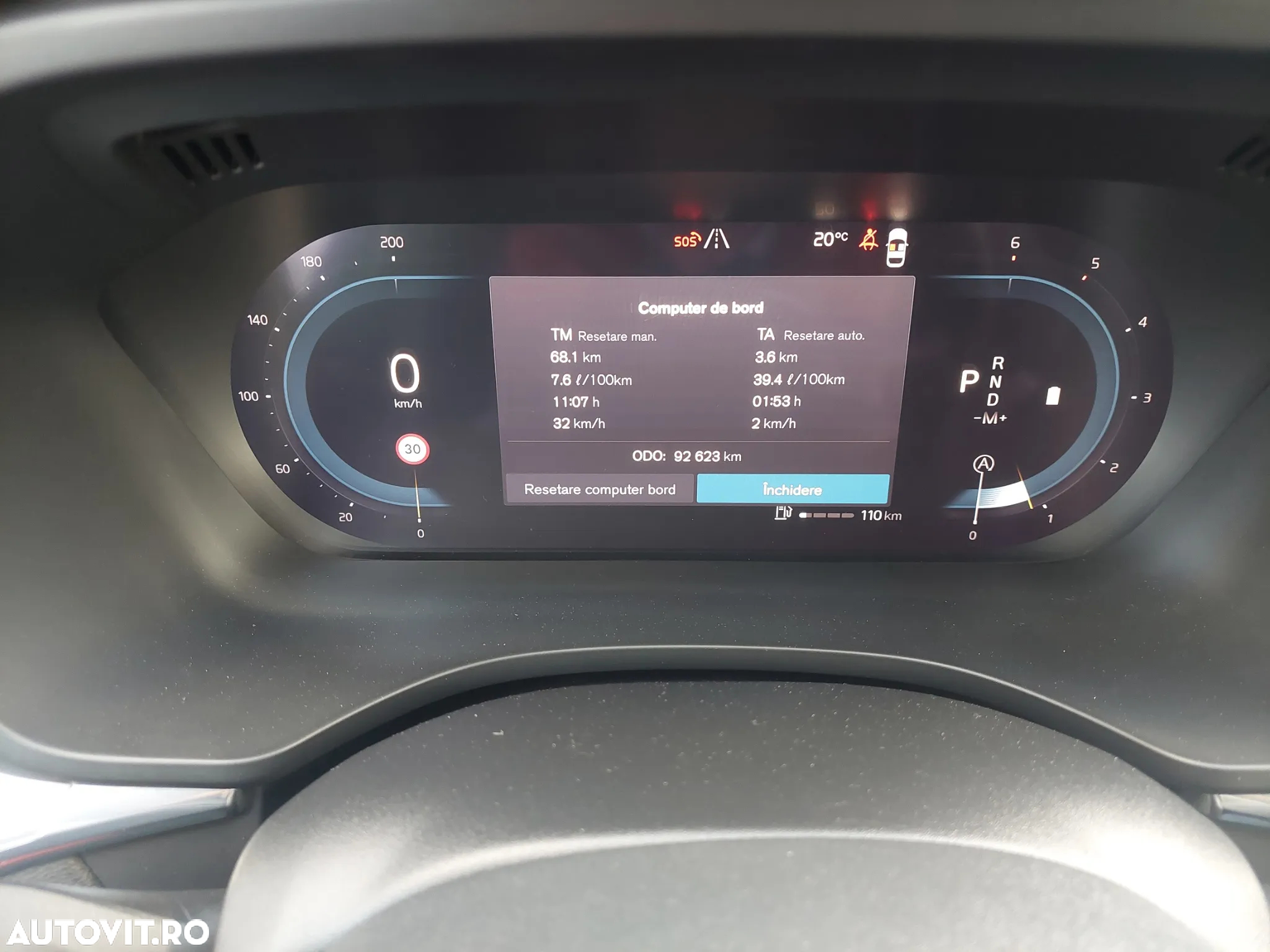 Volvo XC 60 B4 MHEV AWD Momentum Pro - 5