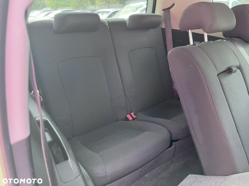 Chevrolet Orlando - 24