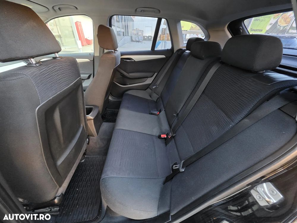 BMW X1 sDrive18i xLine - 12