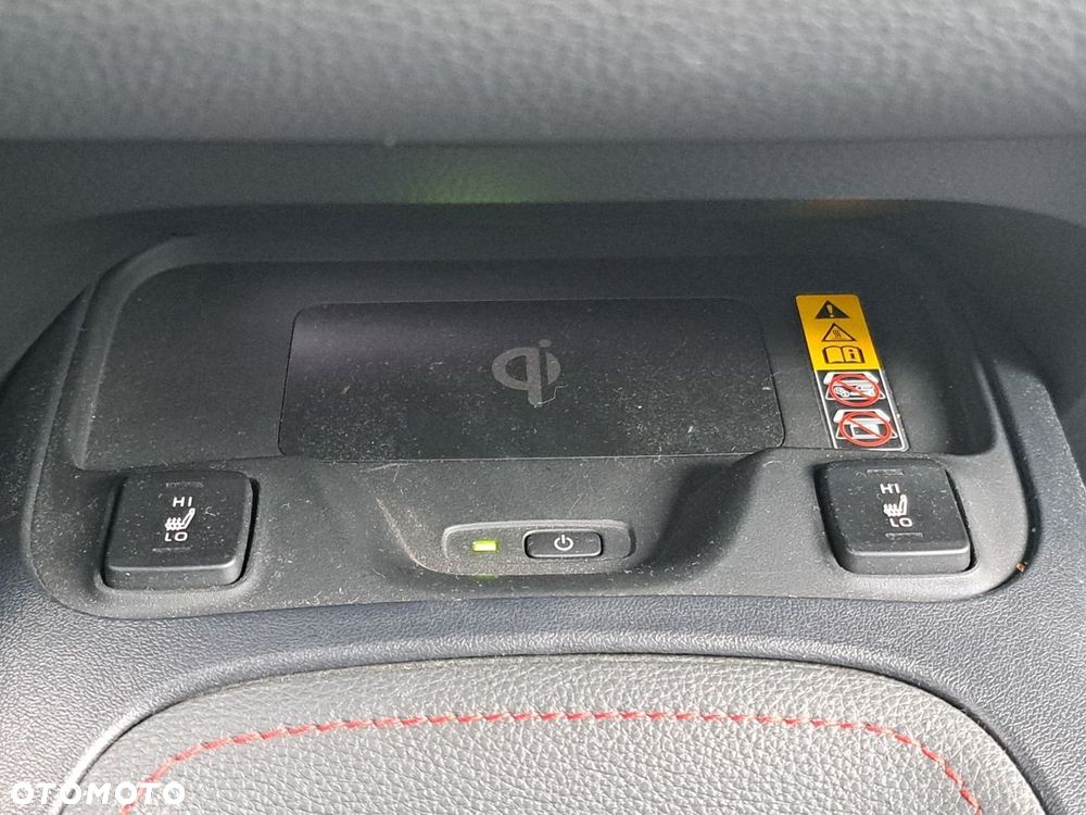 Toyota Corolla - 22