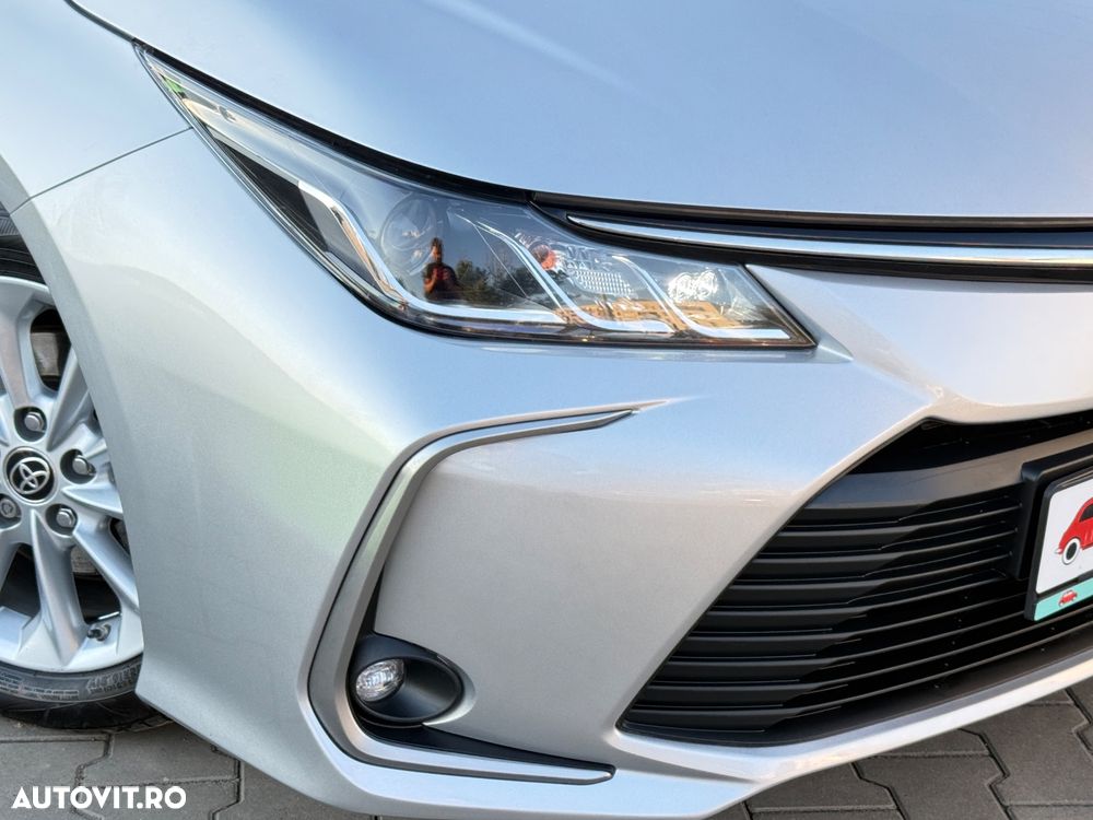 Toyota Corolla 1.8 HSD Dynamic - 22