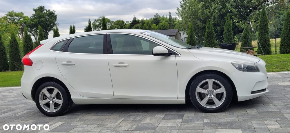 Volvo V40 - 8