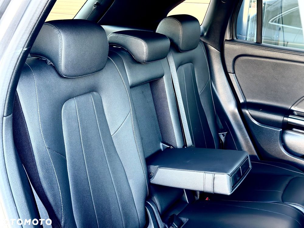 Mercedes-Benz GLA 200 d 8G-DCT AMG Line - 29