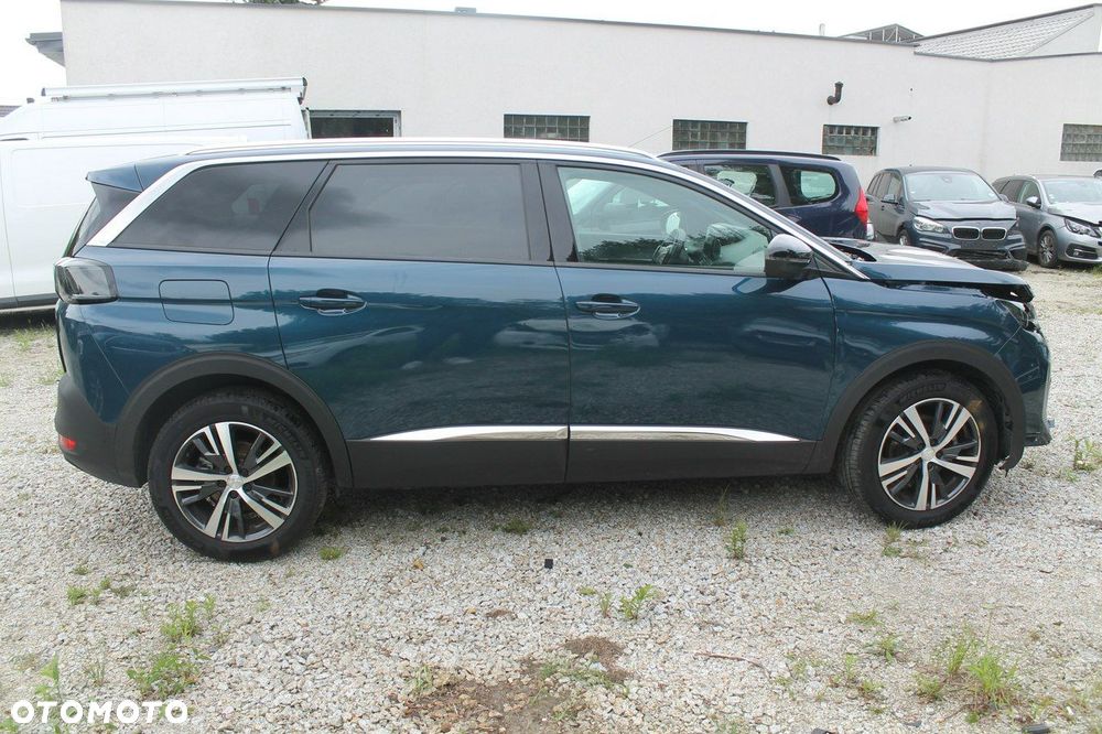 Peugeot 5008 - 4