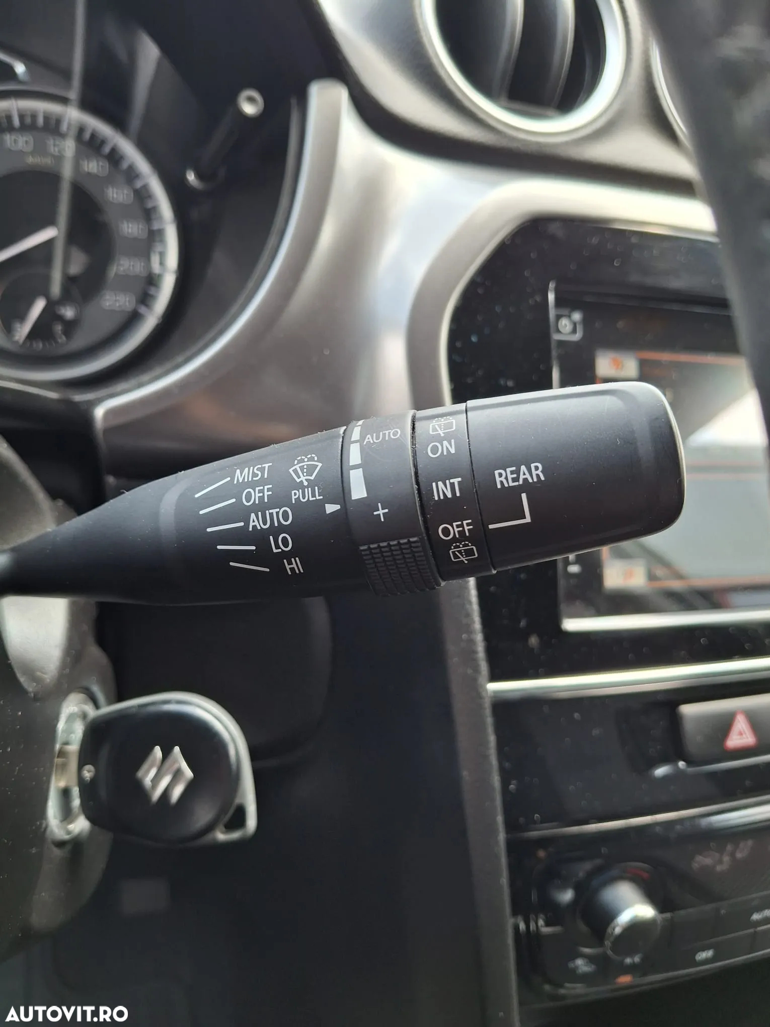 Suzuki Vitara 1.4 Boosterjet MHEV Passion - 19