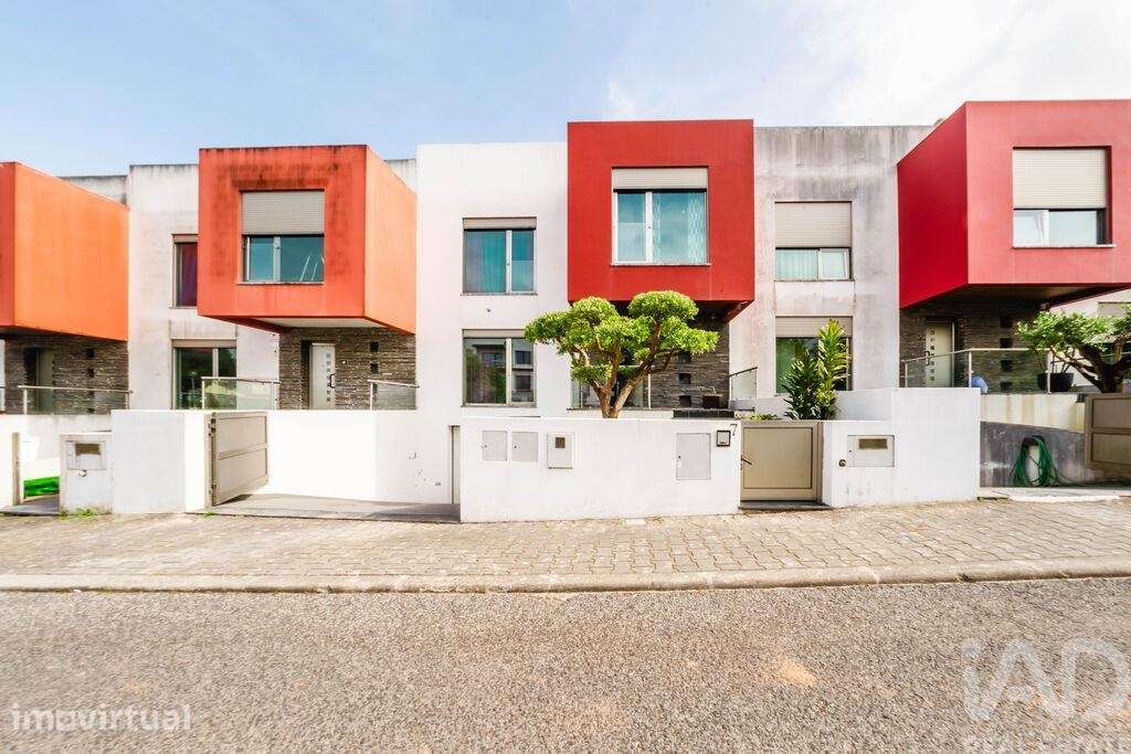 Casa / Villa T4 em Cadaval e Pêro Moniz de 156 m2 - Grande imagem: 2/40