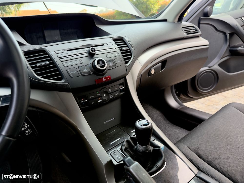 Honda Accord Tourer 2.2 i-DTEC Elegance - 43