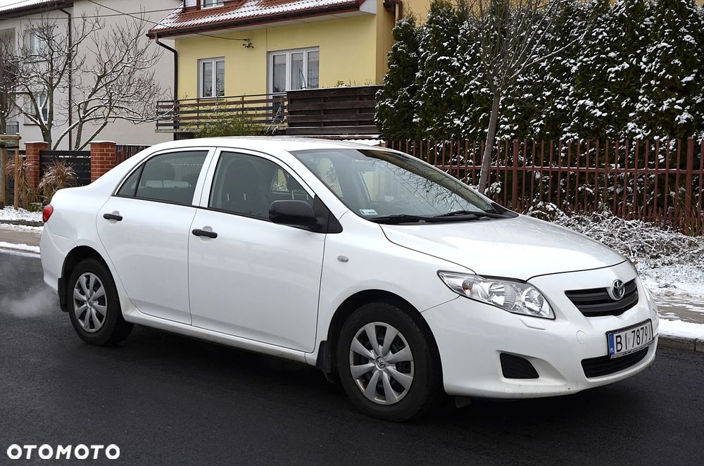 Toyota Corolla 1.4 D-4D Sol - 4