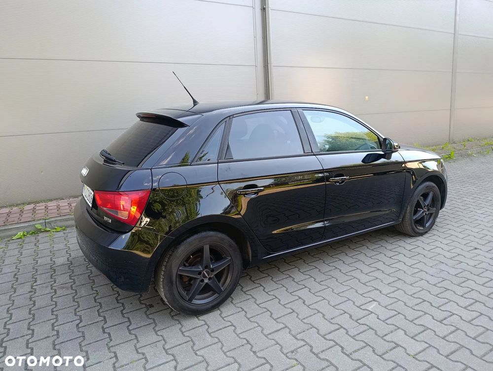 Audi A1 Sportback 1.2 TFSI S line edition - 4
