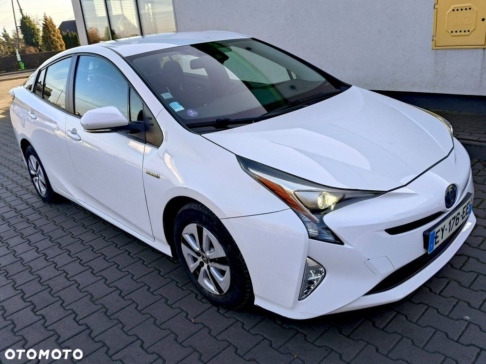 Toyota Prius 1.8 Hybrid Executive - 3