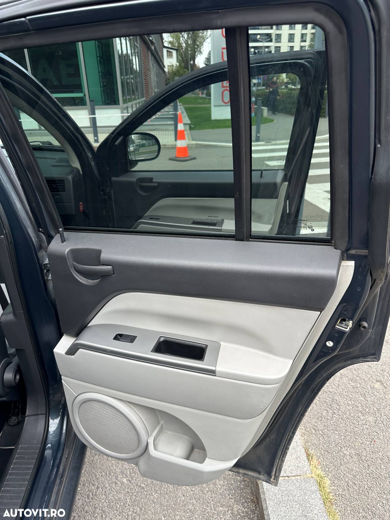 Jeep Compass - 17