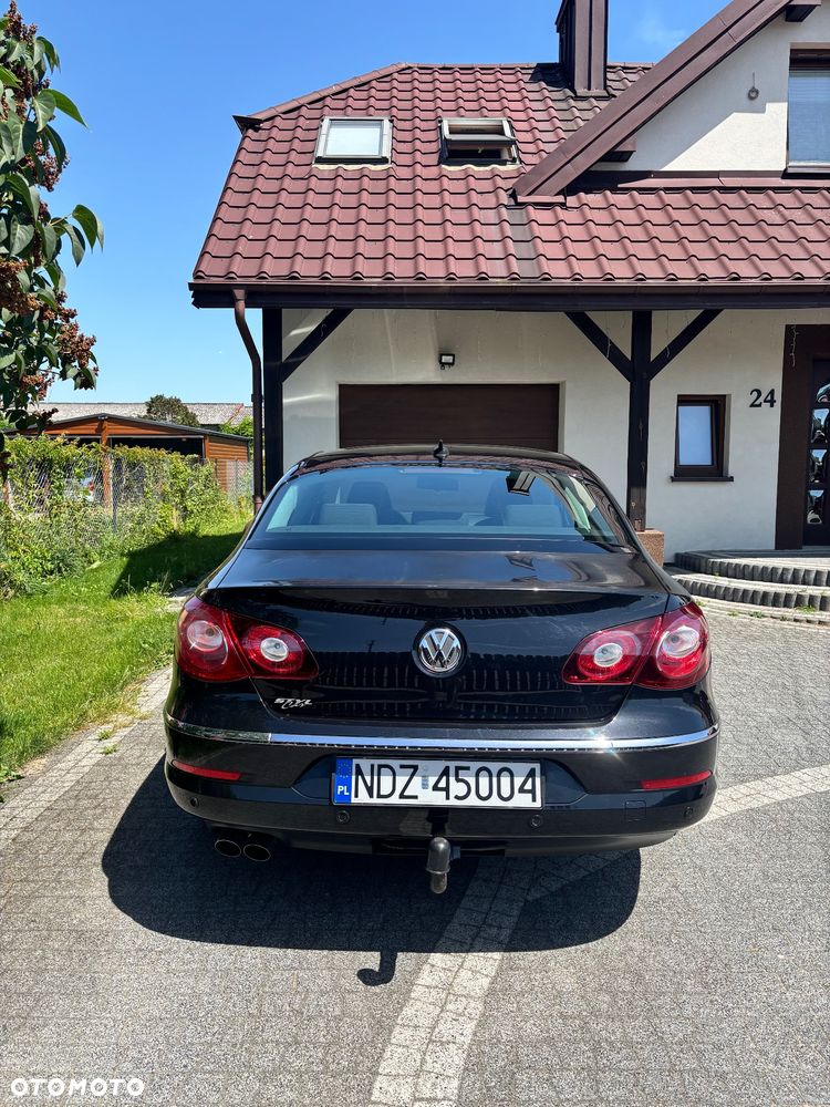 Volkswagen Passat 2.0 TDI Highline R-Style - 6
