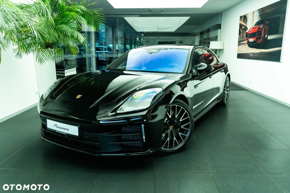 Porsche Panamera 4 E-Hybrid PHEV - 2