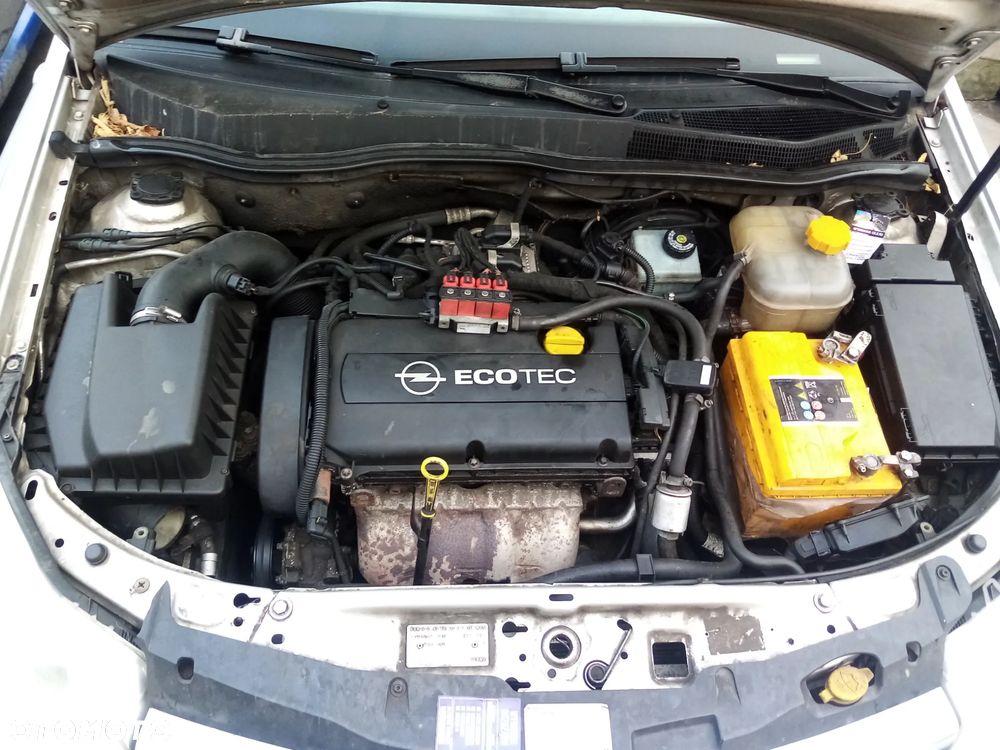 OPEL ASTRA H LIFT 1.6 16V 06-14 - WYŚWIETLACZ RADIA - 24