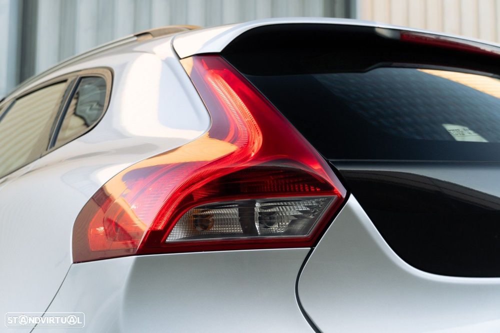 Volvo V40 Cross Country 1.6 D2 Kinetic - 38