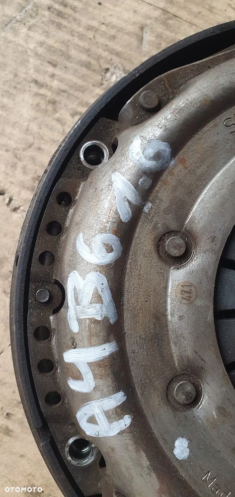 Sprzęgło dwumas koło dwumasowe tarcza docisk Audi A4 B6 1.6 - 6