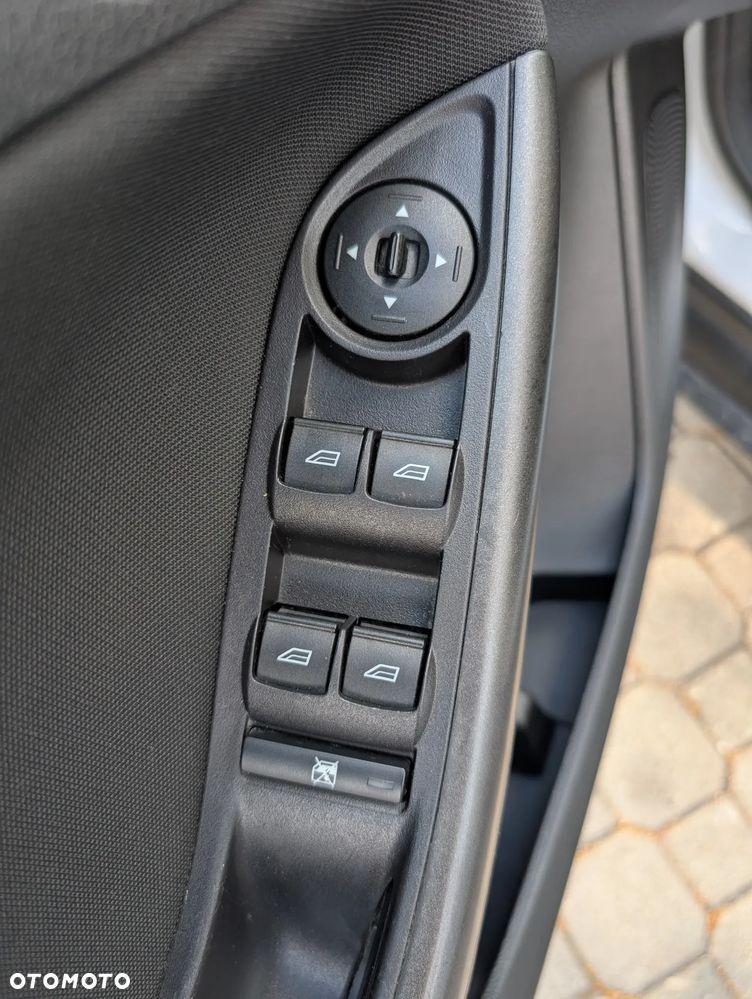 Ford Focus - 18
