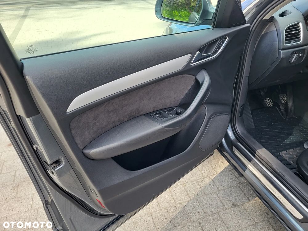 Audi Q3 2.0 TDI Sport - 30