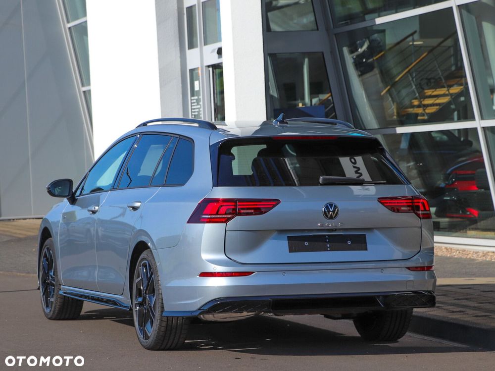 Volkswagen Golf - 3