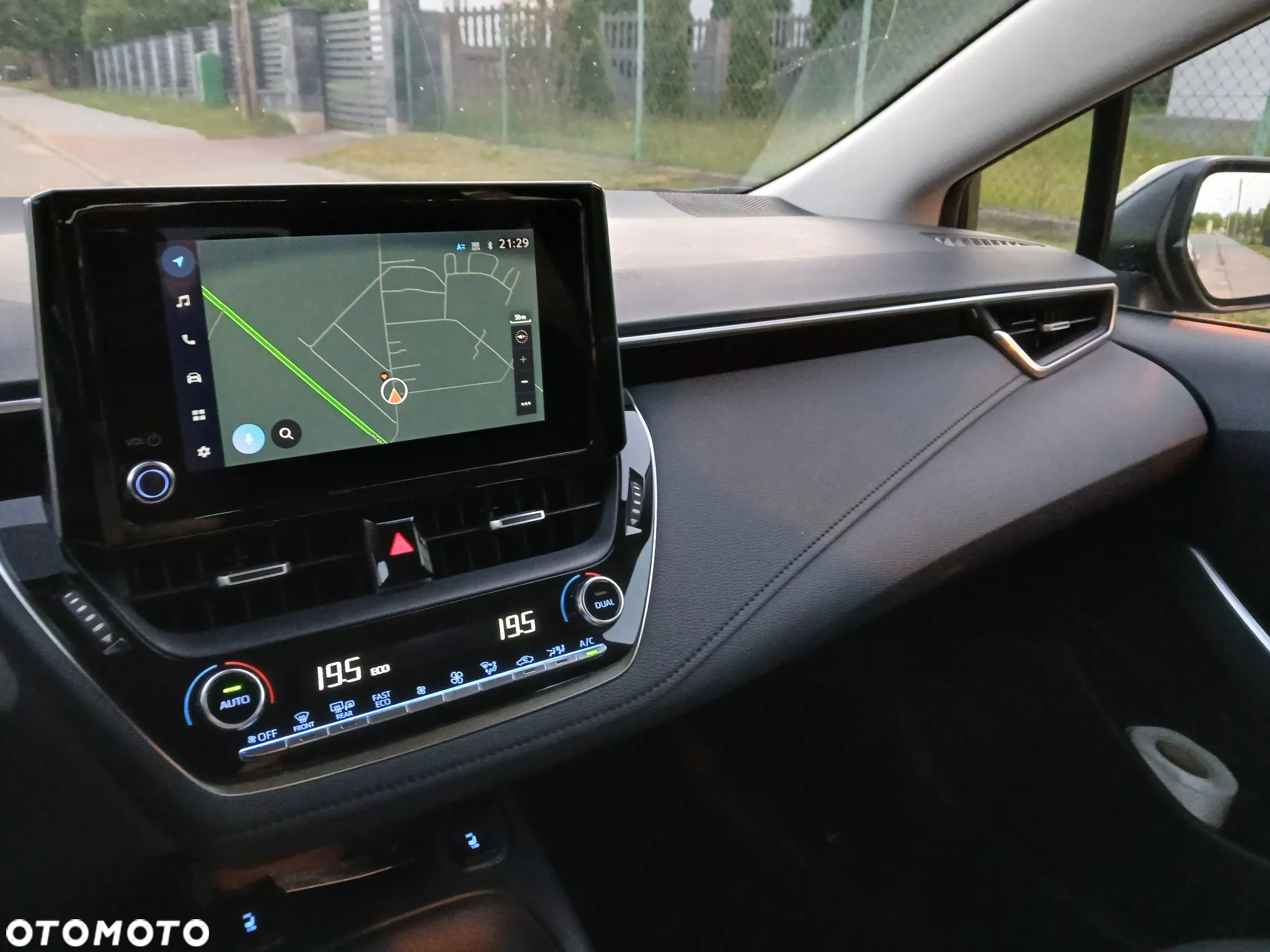 Toyota Corolla 1.5 Comfort - 11